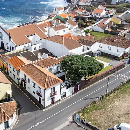 Casa Da Arvore Chale By Vacations בקתה Calhetas