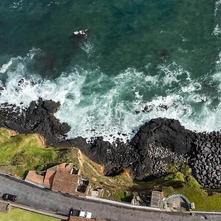 シャレー Casa Da Arvore Chale By Vacations Calhetas